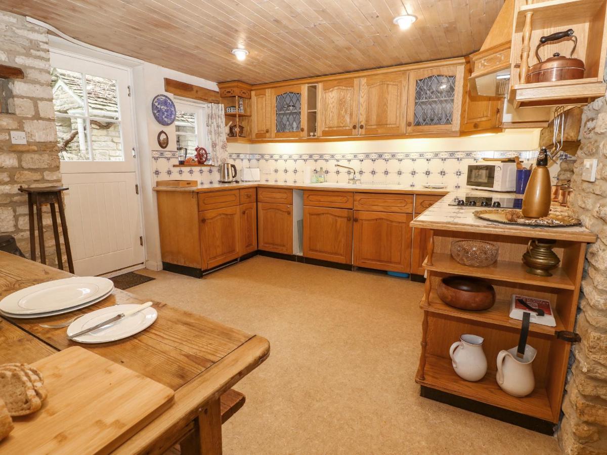 Вілла Brooklands Chedworth Екстер'єр фото