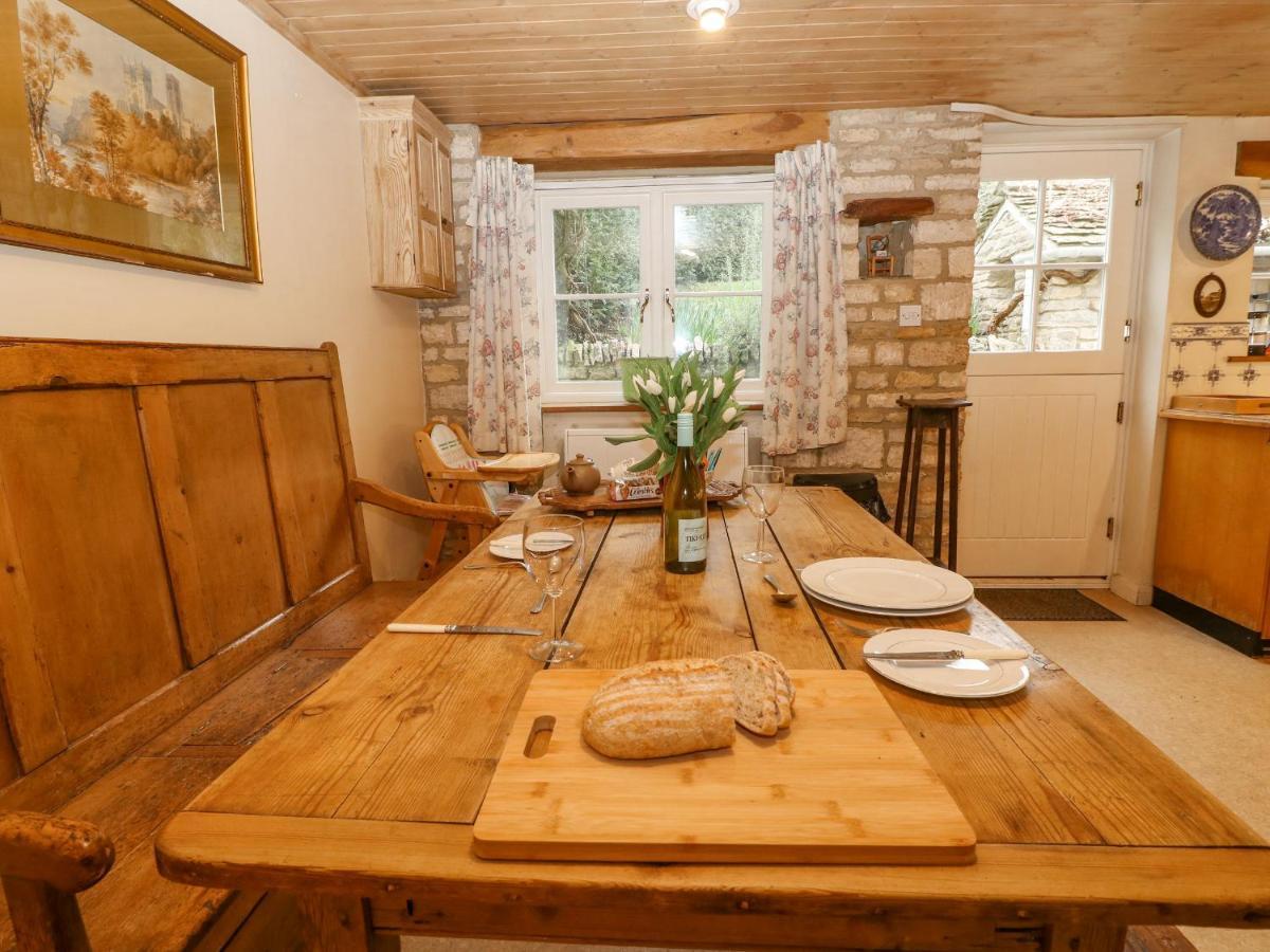 Вілла Brooklands Chedworth Екстер'єр фото