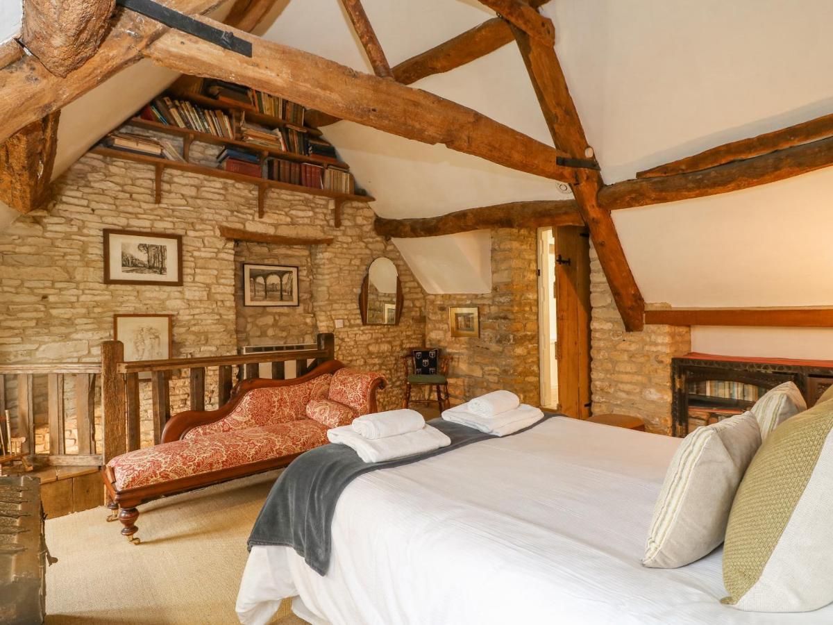 Вілла Brooklands Chedworth Екстер'єр фото